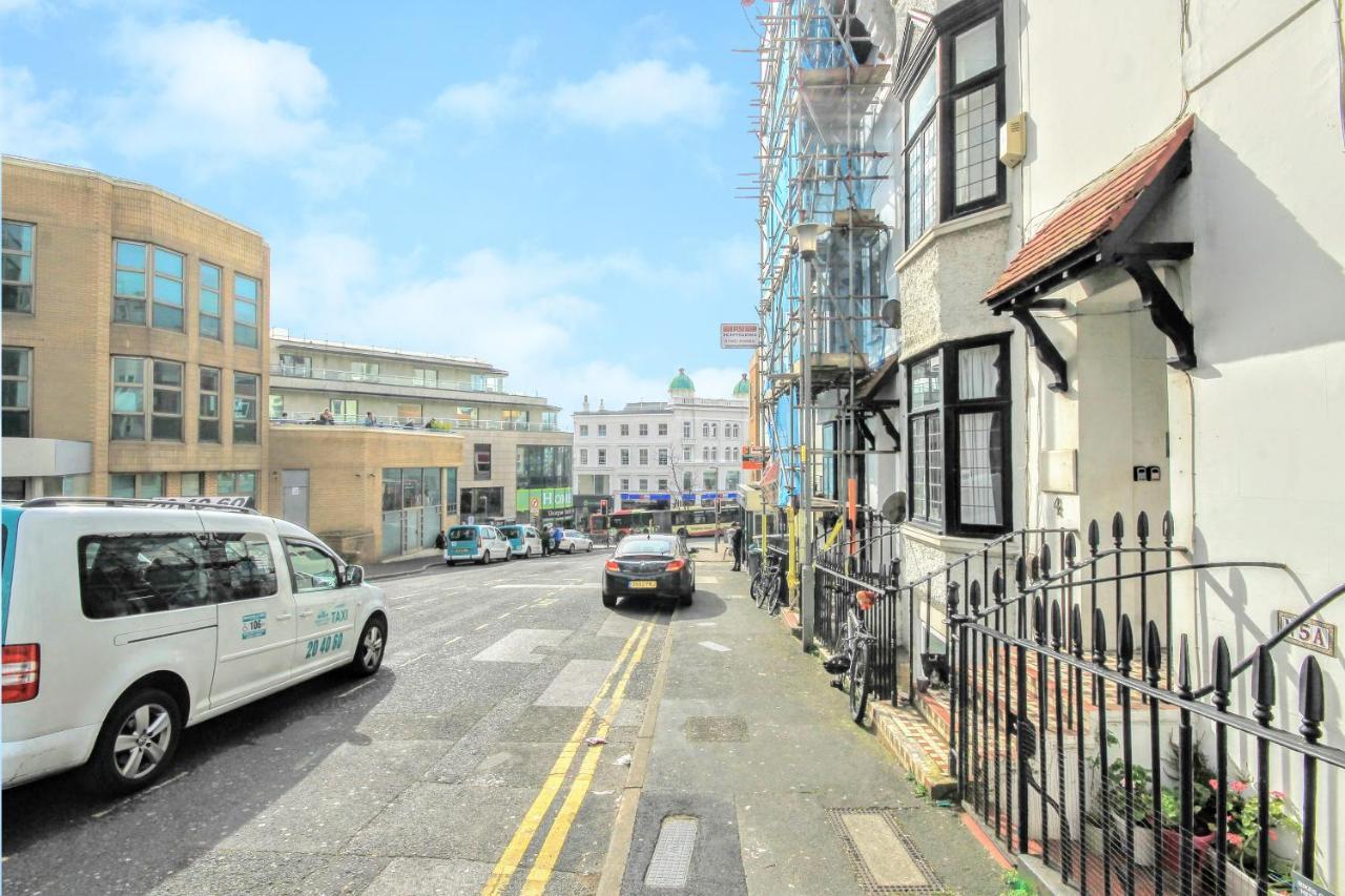 2 Bedroom Apartment - Queens Square Flat 1 ברייטון מראה חיצוני תמונה