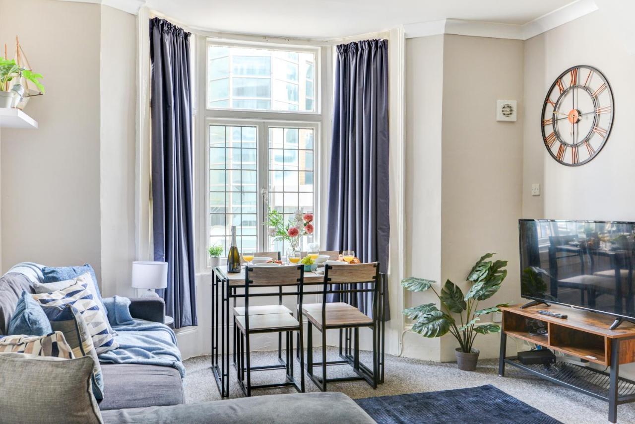 2 Bedroom Apartment - Queens Square Flat 1 ברייטון מראה חיצוני תמונה